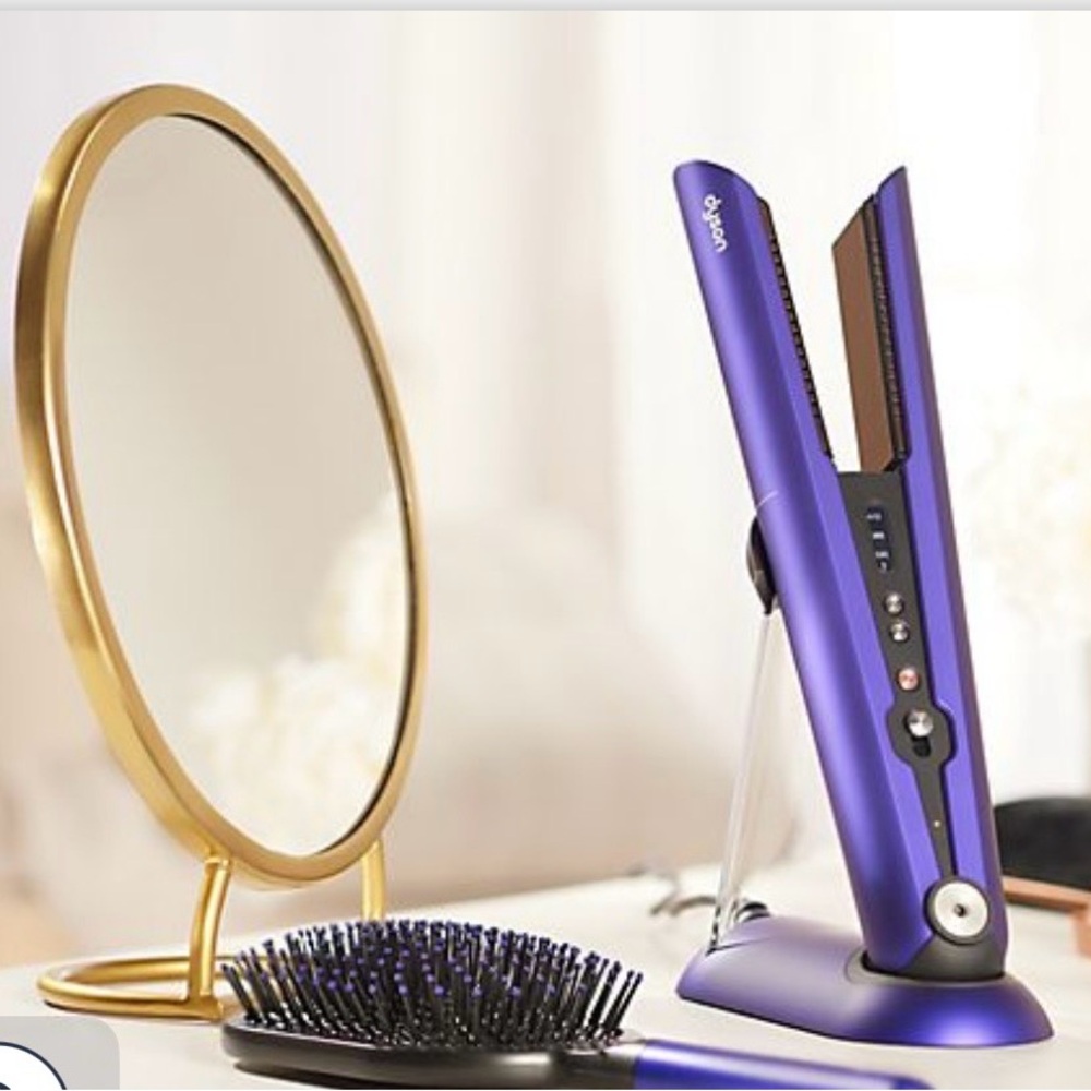 NEW Dyson Corrale Hair Straightener Cordless Hot Purple; never used